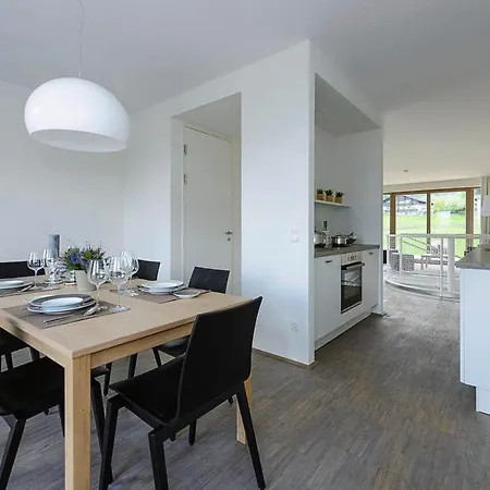 Apartman Building Alpenrock, *
